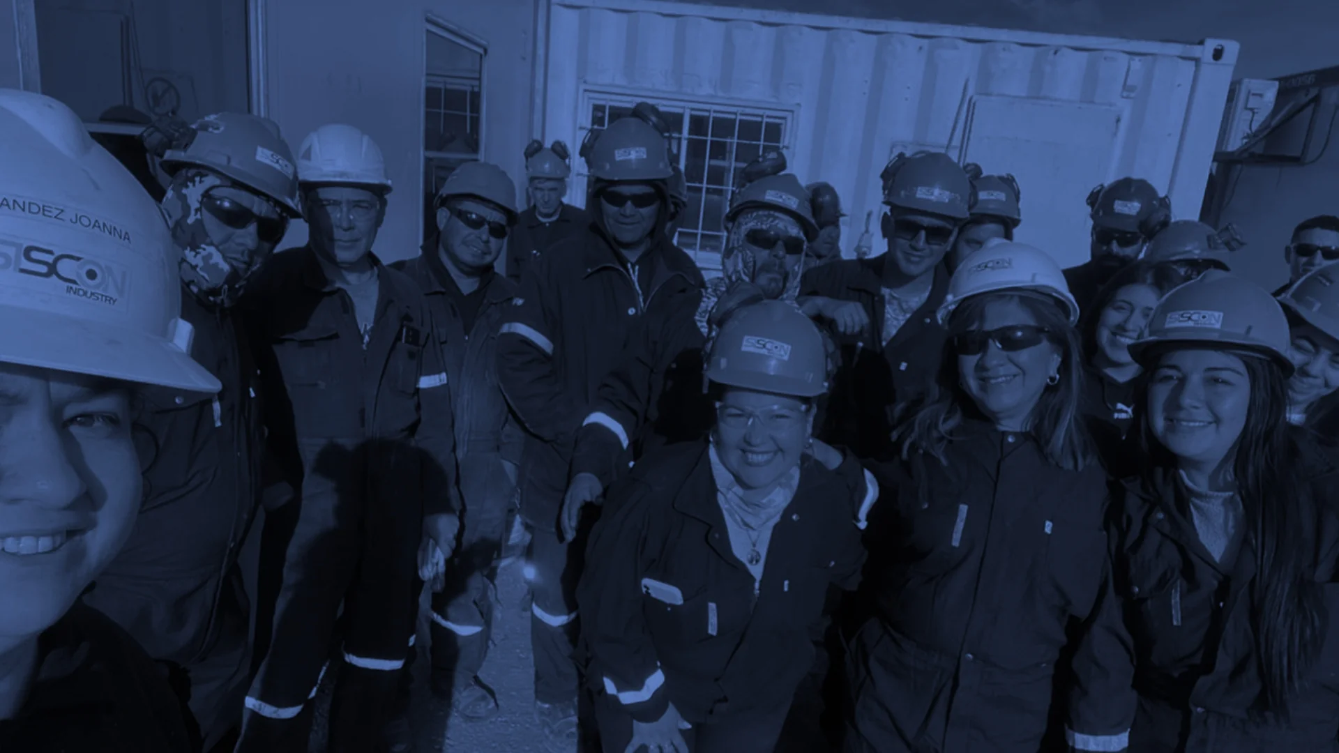 Equipo Siscon Industry en obra